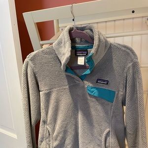 Womens medium Patagonia gray pullover fleece Great condition-worn a few times